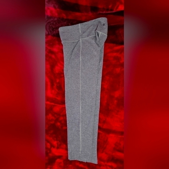 095- Lululemon Herringbone Black Heathered Black / Black - Picture 2 of 4